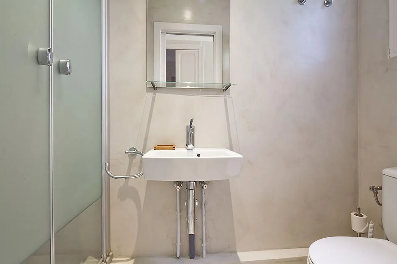 Central&Spacious Family Apartment Barcelona